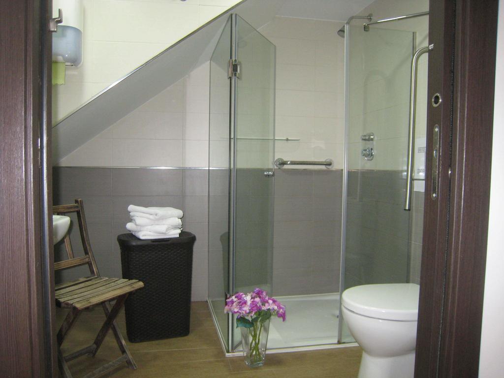 Albergue Oasis ساريا المظهر الخارجي الصورة
