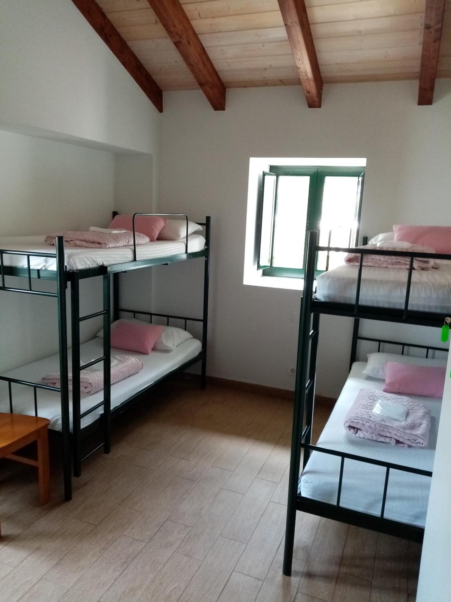 Albergue Oasis ساريا المظهر الخارجي الصورة
